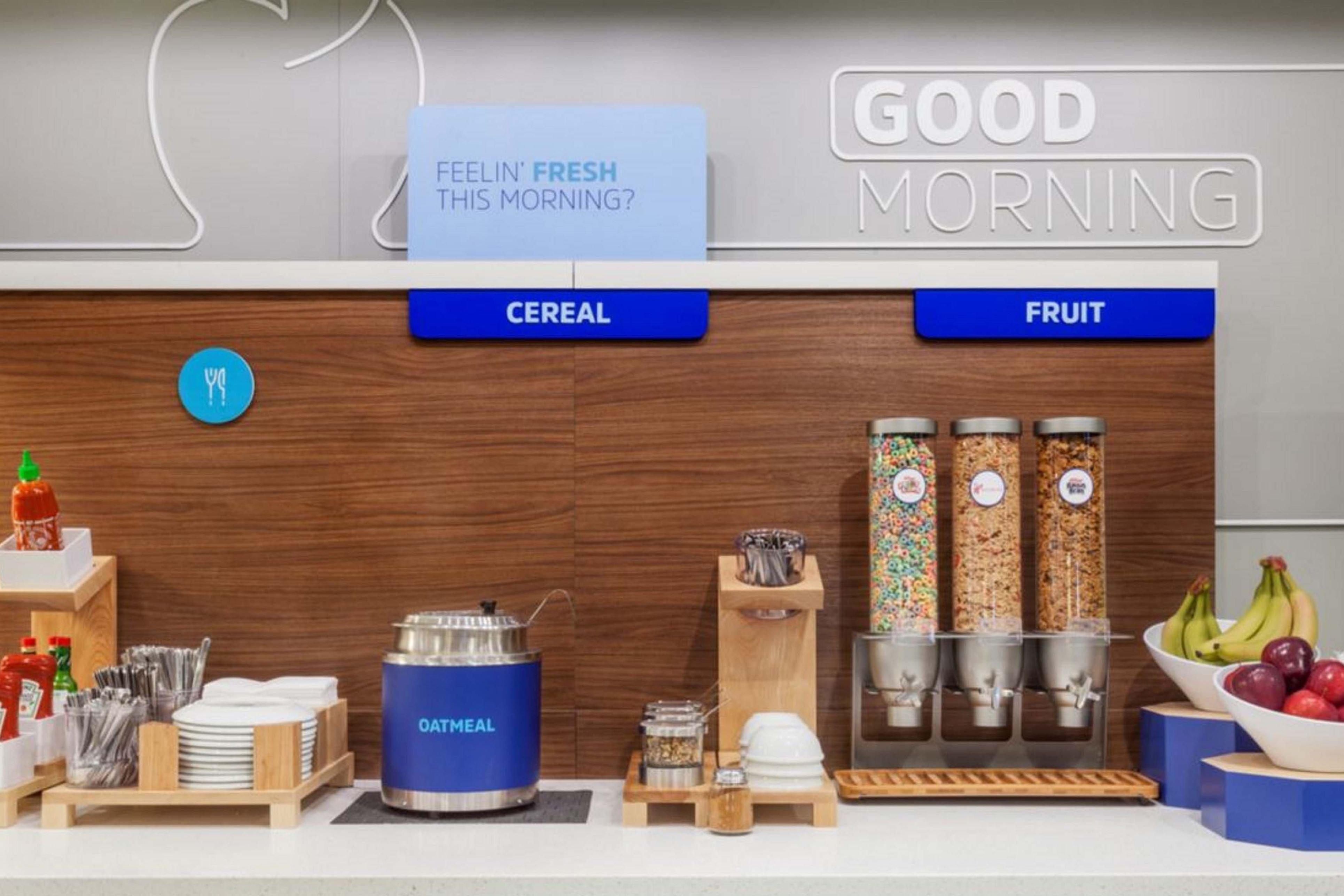 Holiday Inn Express & Suites Chicago North Shore - Niles By Ihg Εξωτερικό φωτογραφία