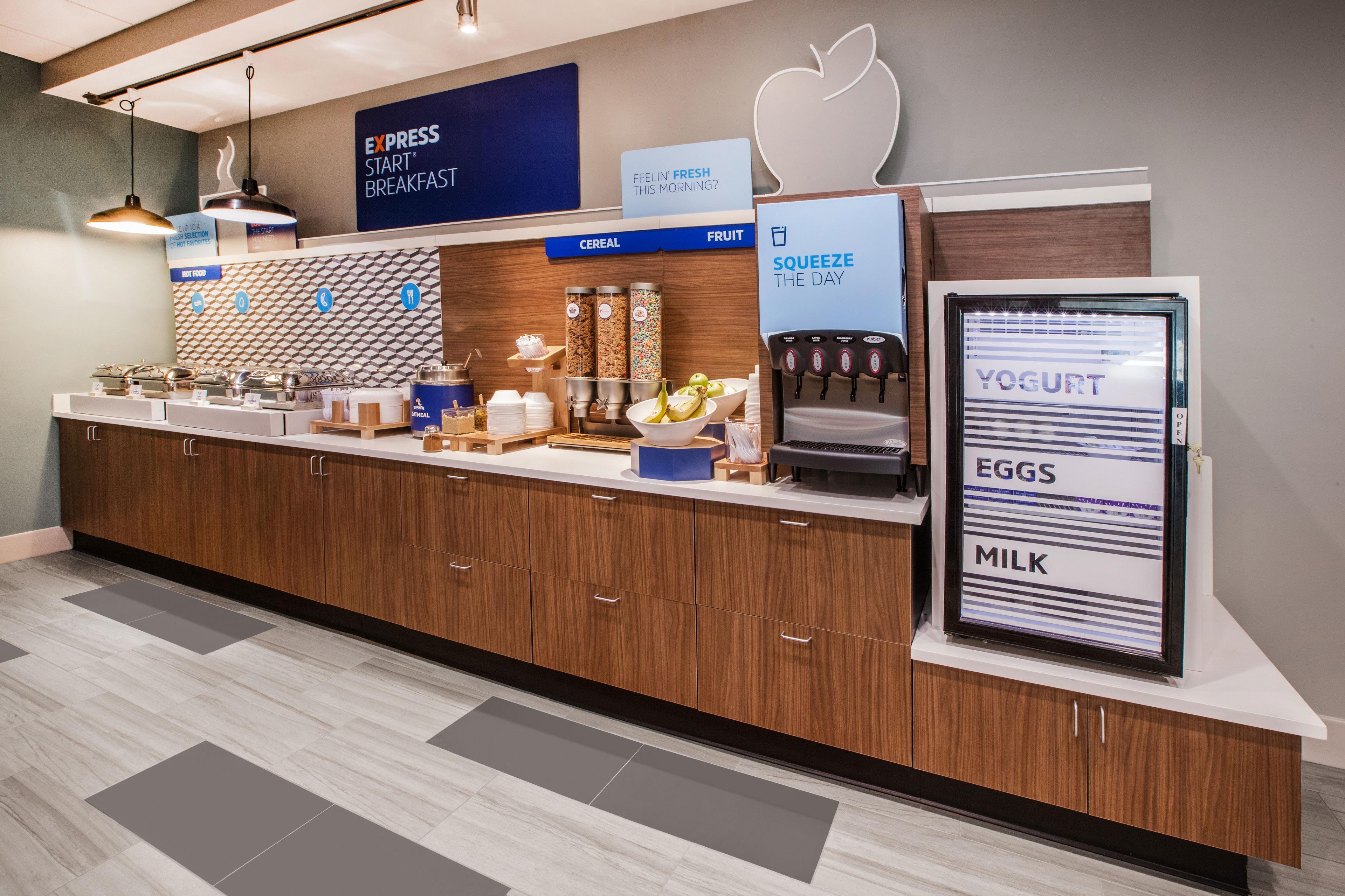 Holiday Inn Express & Suites Chicago North Shore - Niles By Ihg Εξωτερικό φωτογραφία