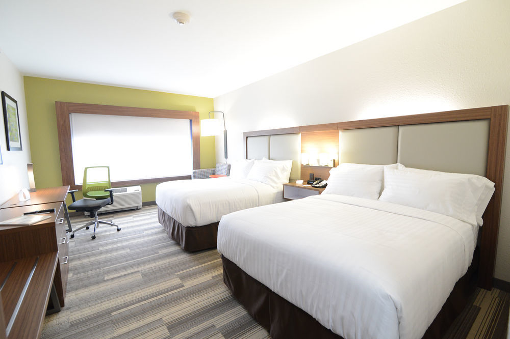 Holiday Inn Express & Suites Chicago North Shore - Niles By Ihg Εξωτερικό φωτογραφία